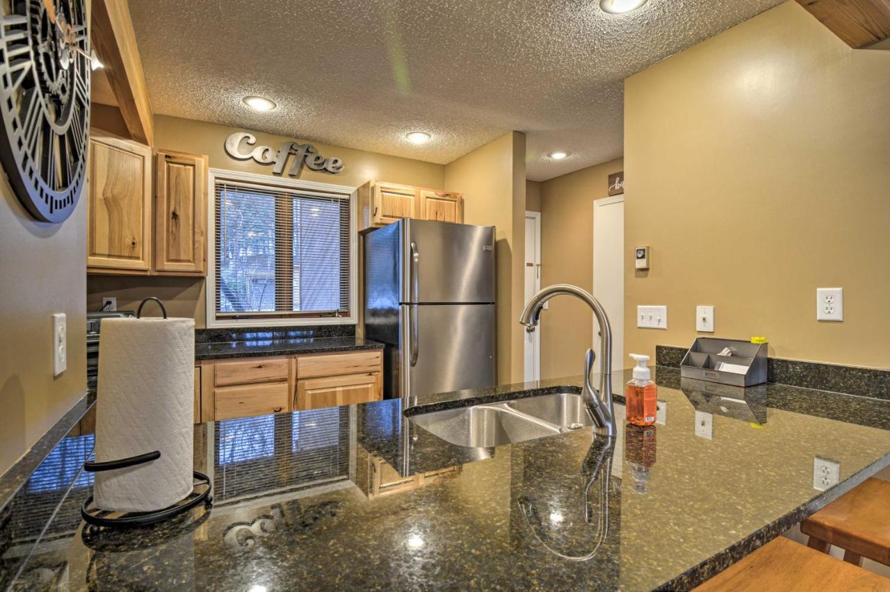 Cozy Bellaire Condo With Balcony - 3 Mi To Skiing! מראה חיצוני תמונה